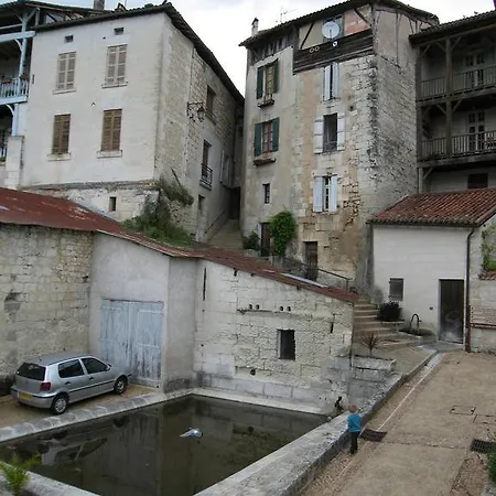 Ferienwohnung Faubourg St Jean Aubeterre-sur-Dronne Exterior foto